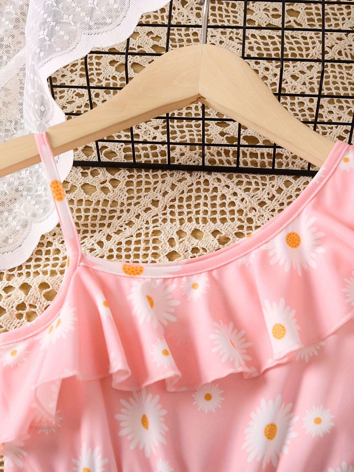 Toddler Girls Daisy Graphic Ruffle Trim Rompers