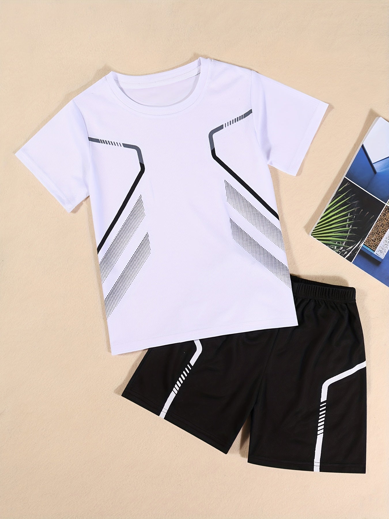 Boys 2pcs T shirt & Elastic Waist Shorts Set Geometric Print