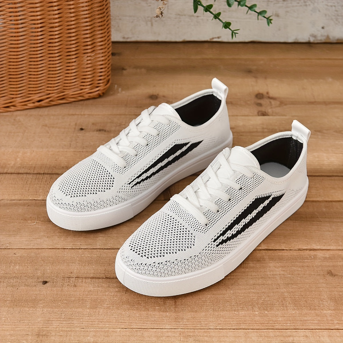 Women's Knitted Skate Shoes Low Top Sneakers