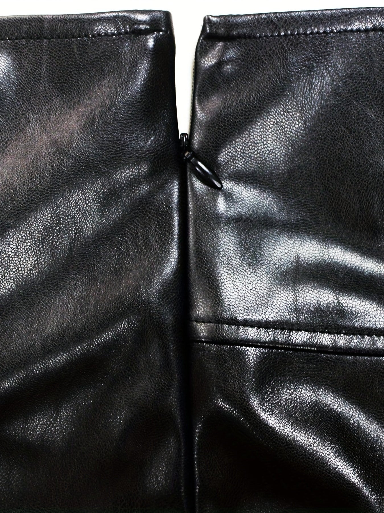 Solid Cold Shoulder Crop Top & Faux Leather Shorts Set