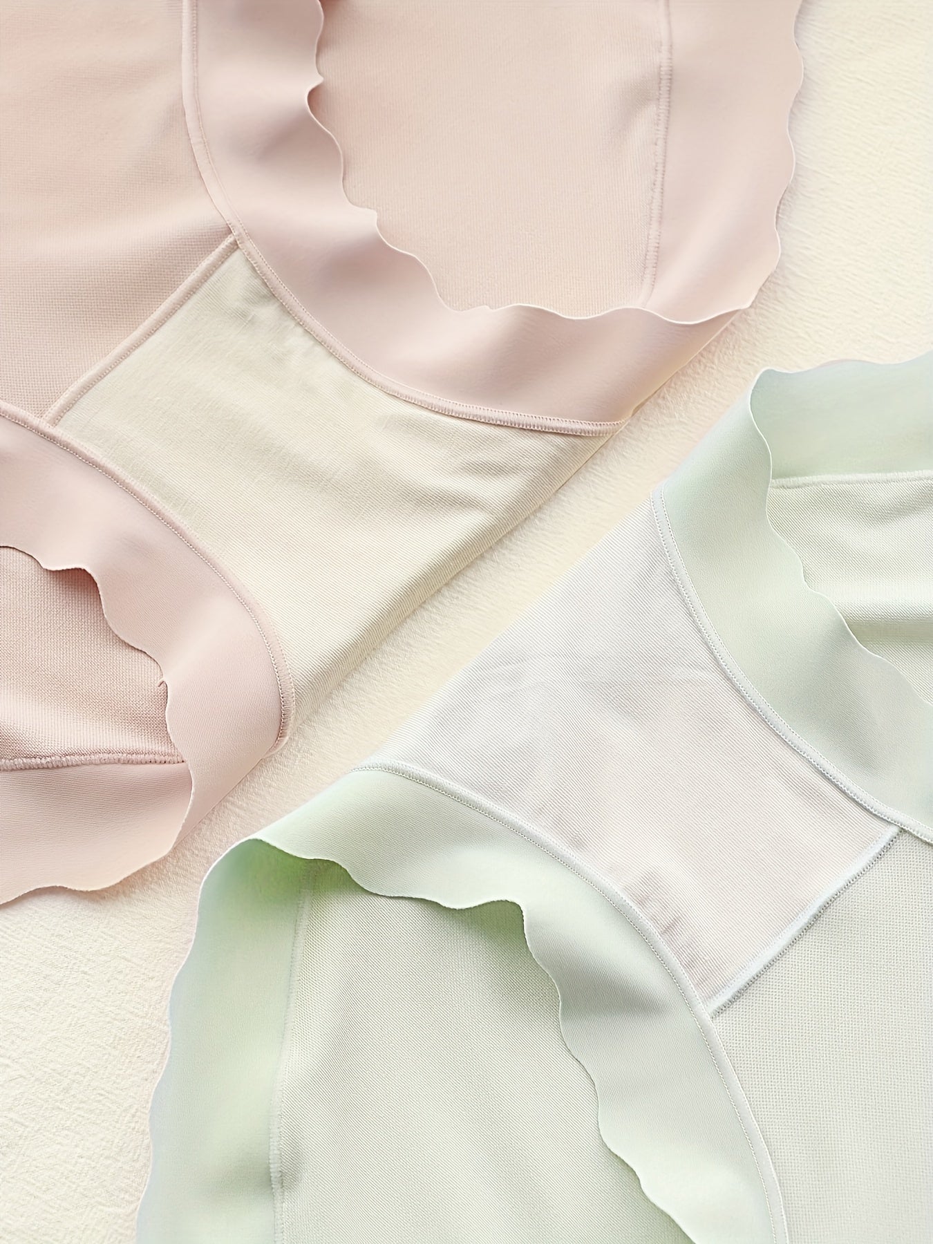 2 Pack Plus Size Seamless High Waisted Ruffle Trim Modal Briefs Set