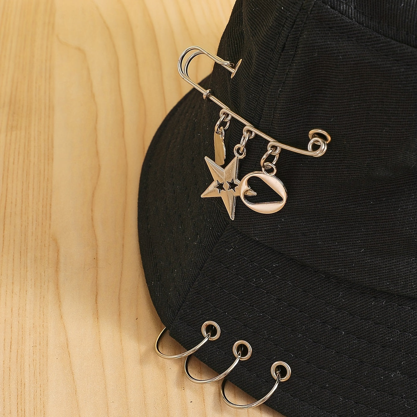 Hip Hop Unisex Bucket Hat Star Brooch Decor Couple Basin Hat