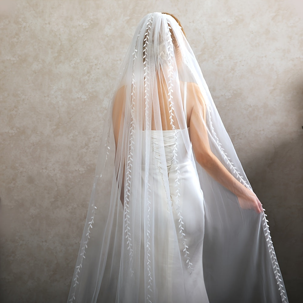 Romantic Lace Bridal Gown & Veil Vintage Wedding Dress