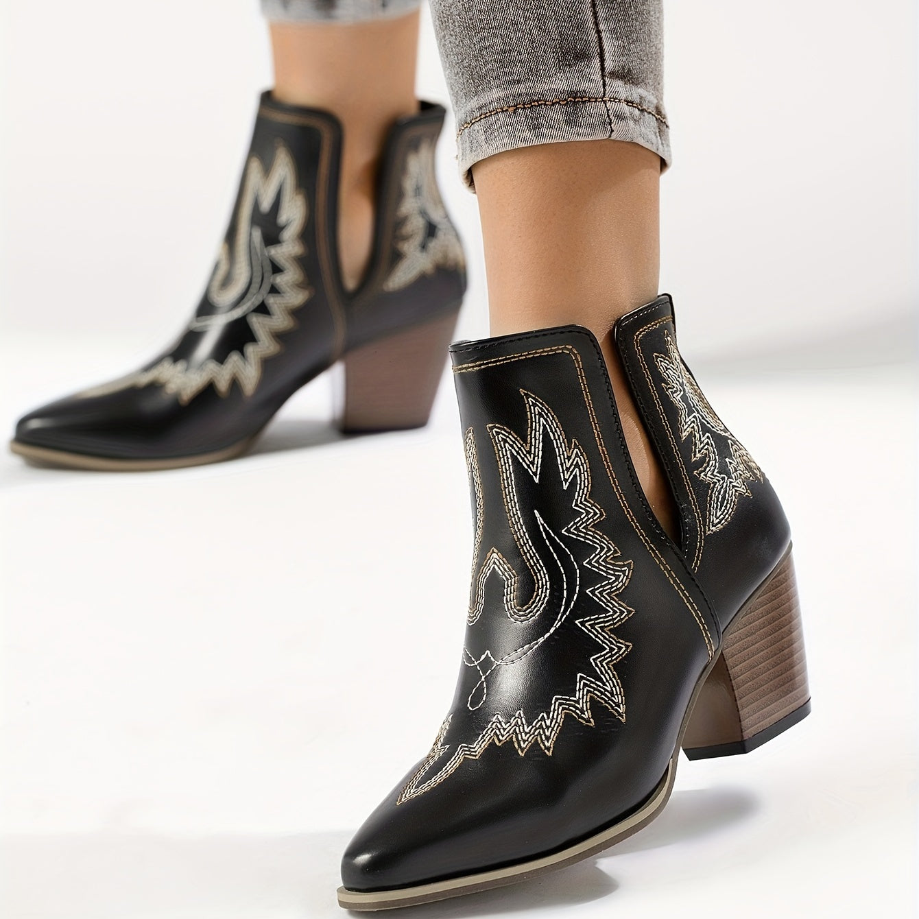Women's Western Cutout Chunky Heel Boots
