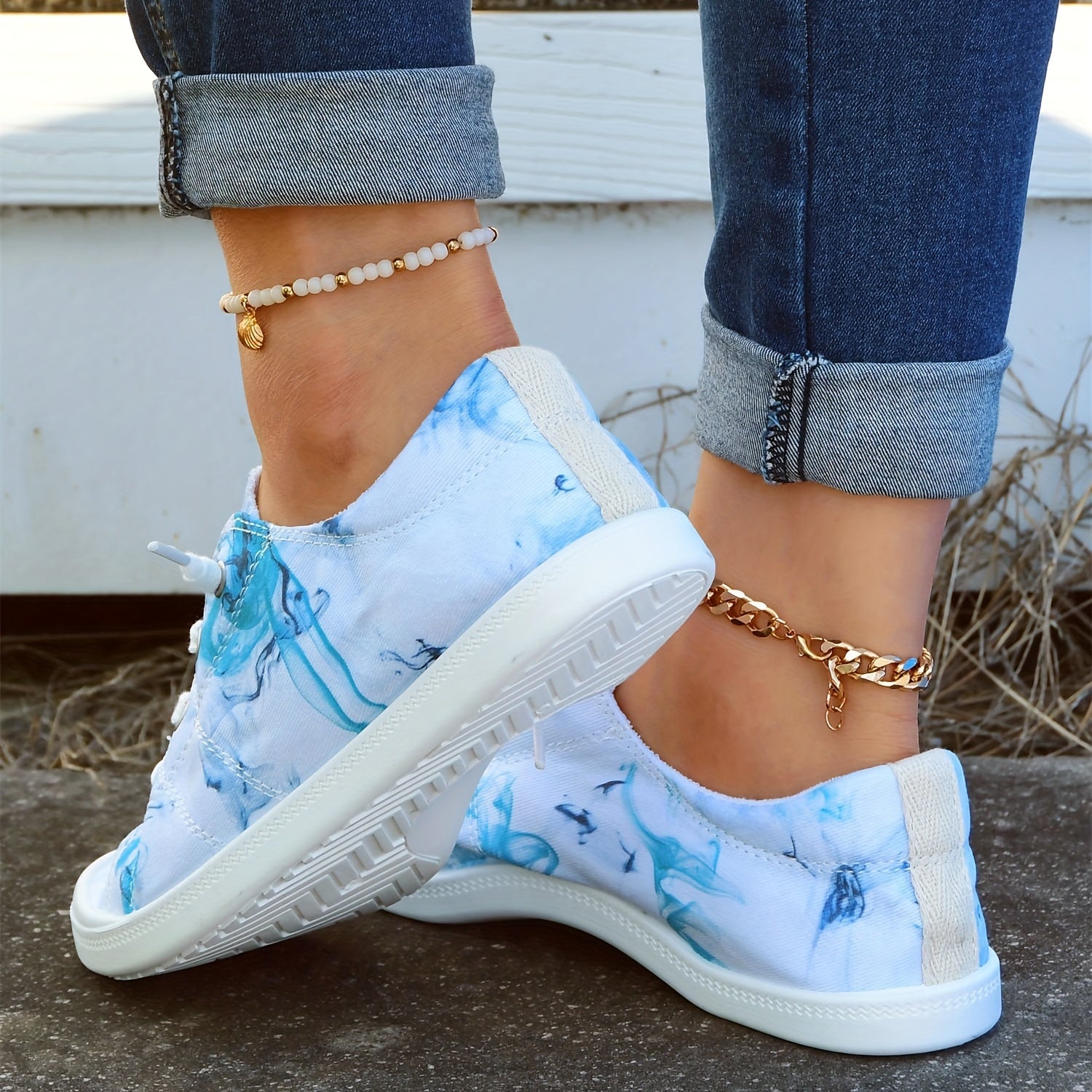 Women's Flat Canvas Lace Up Sneakers Casual Round Toe Shoes