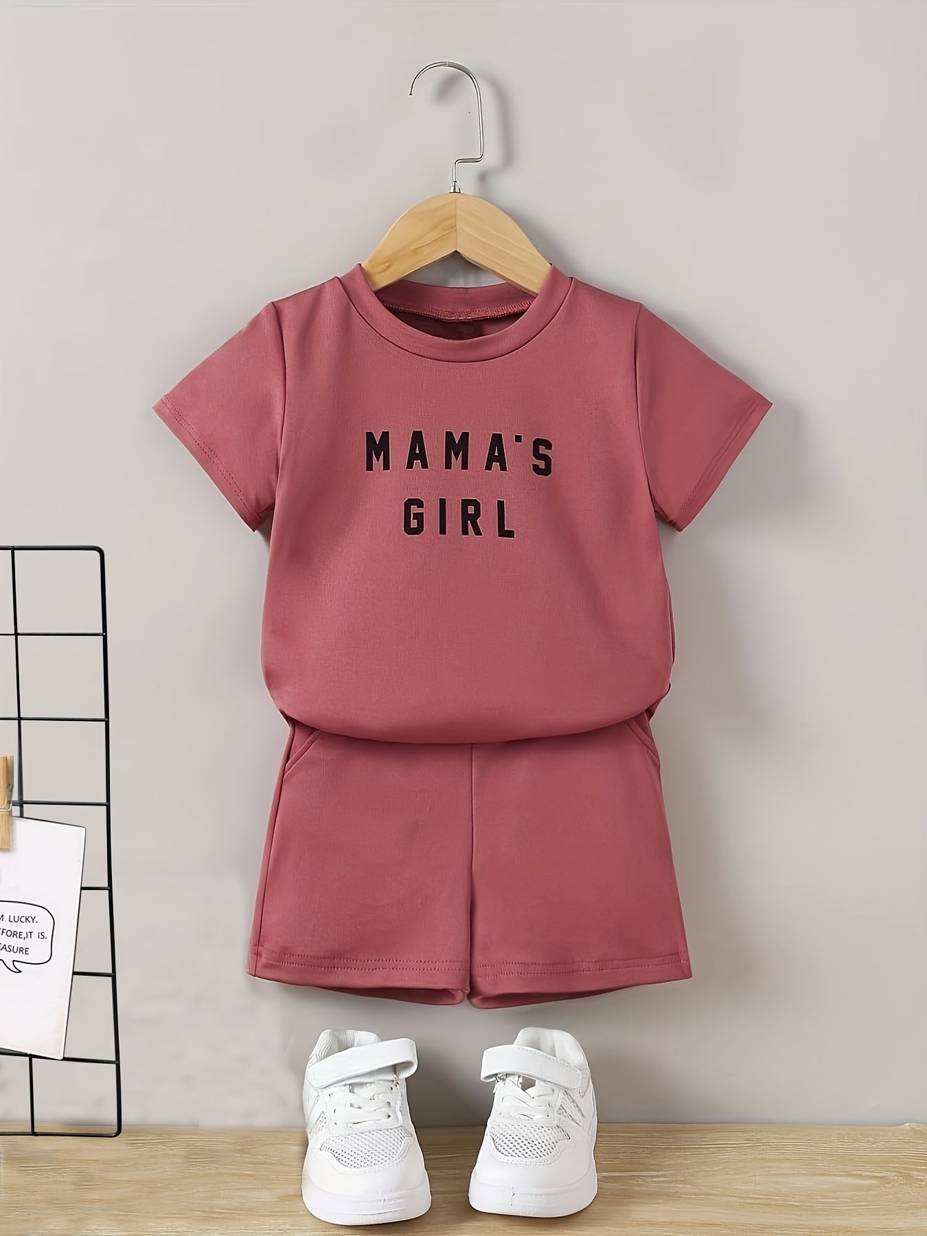 2pcs Toddler Girls MAMA'S GIRL T Shirts & Shorts Set