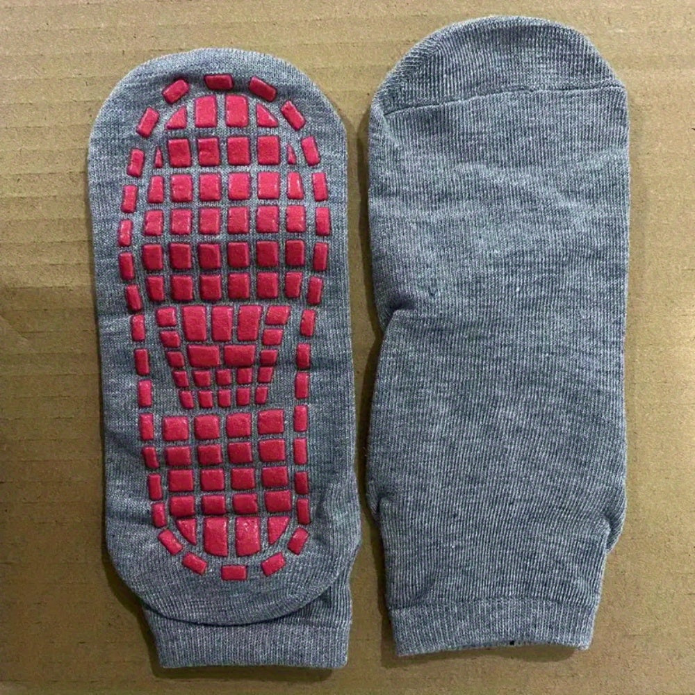 Anti Slip Yoga Trampoline Socks for Women Comfortable Massage Socks