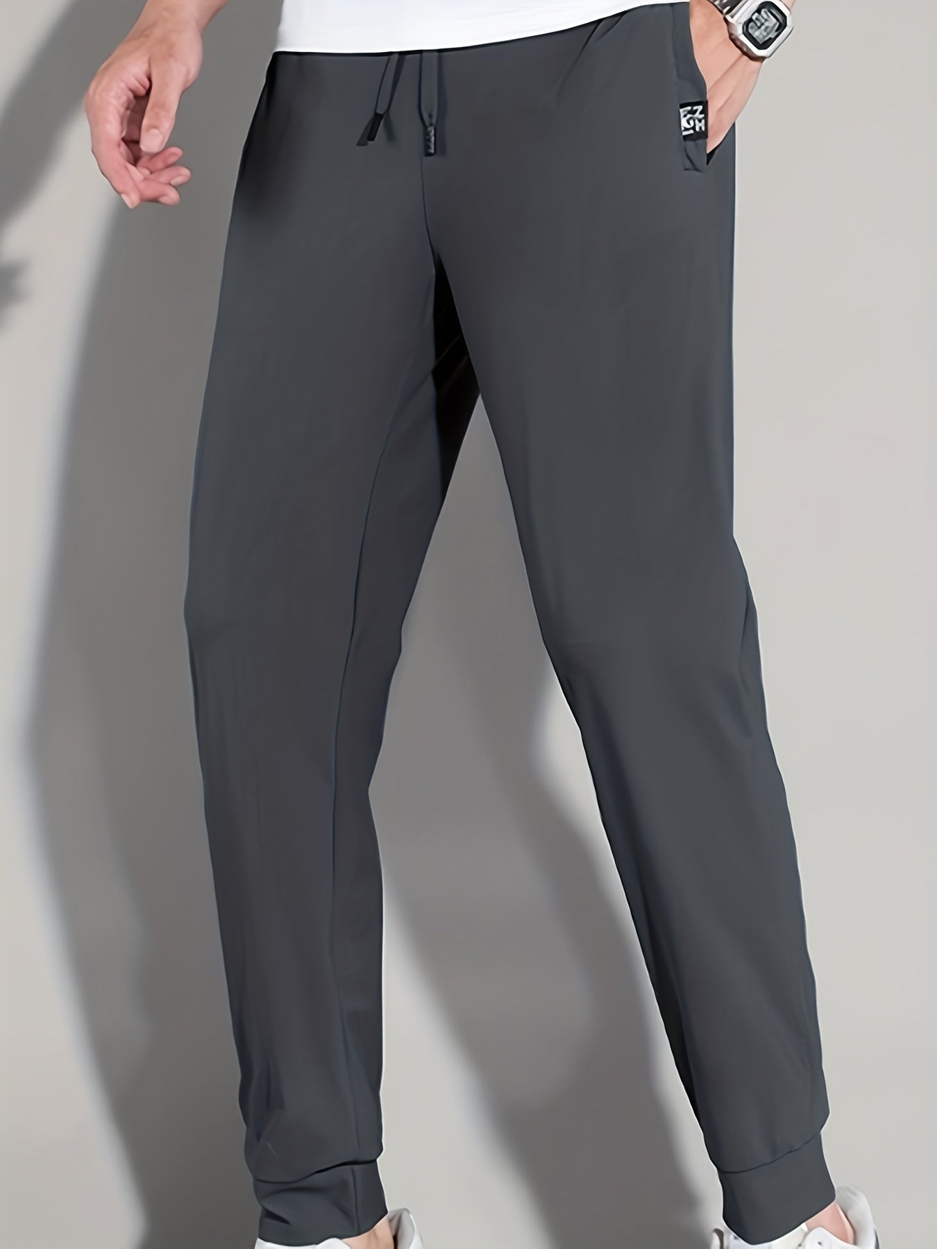 Men's Quick Drying Breathable Jogger Pants Zipper Pocket Lightweight