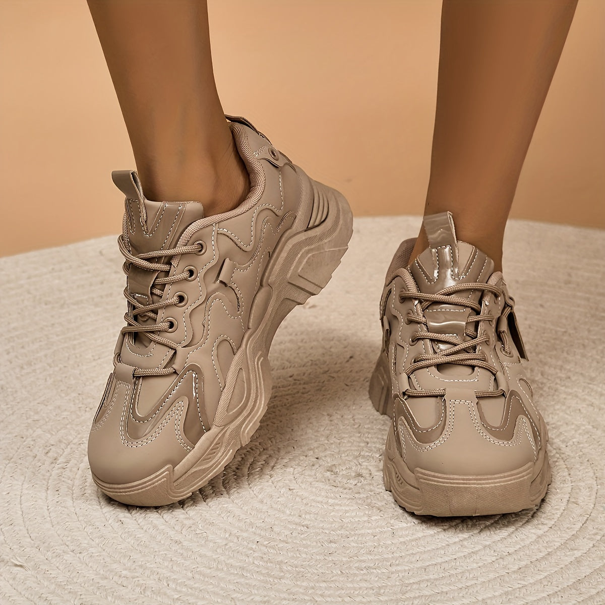 Women's Lightweight Non-Slip Chunky Sneakers Lace-Up Dad Shoes