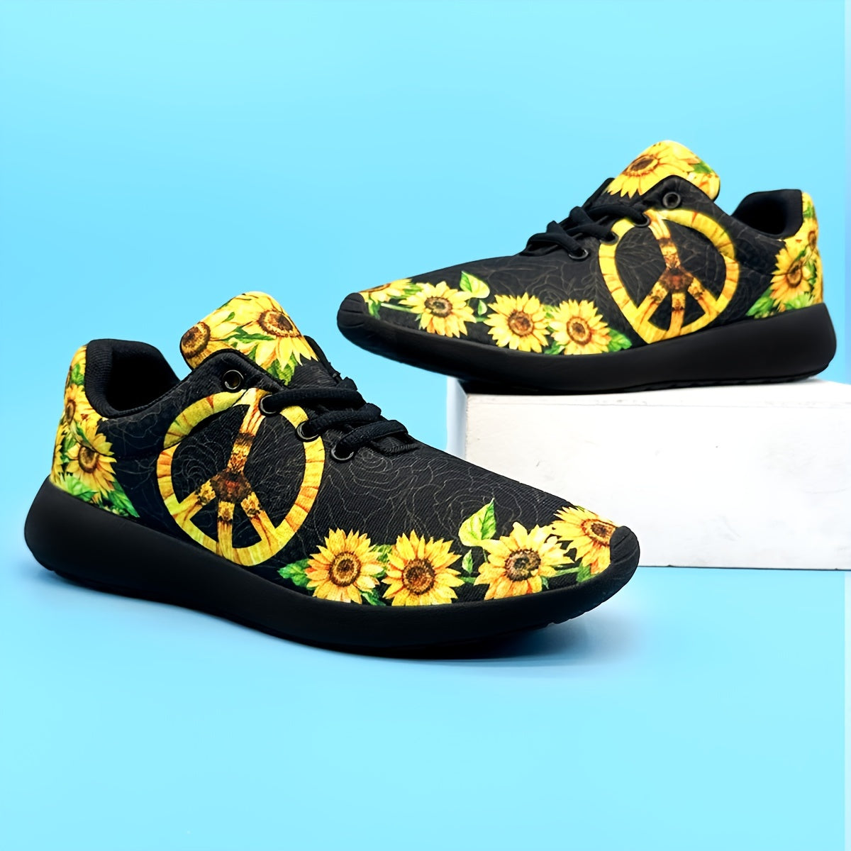 Flower Pattern Lightweight Running Shoes Breathable Non Slip Lace Up Sneakers