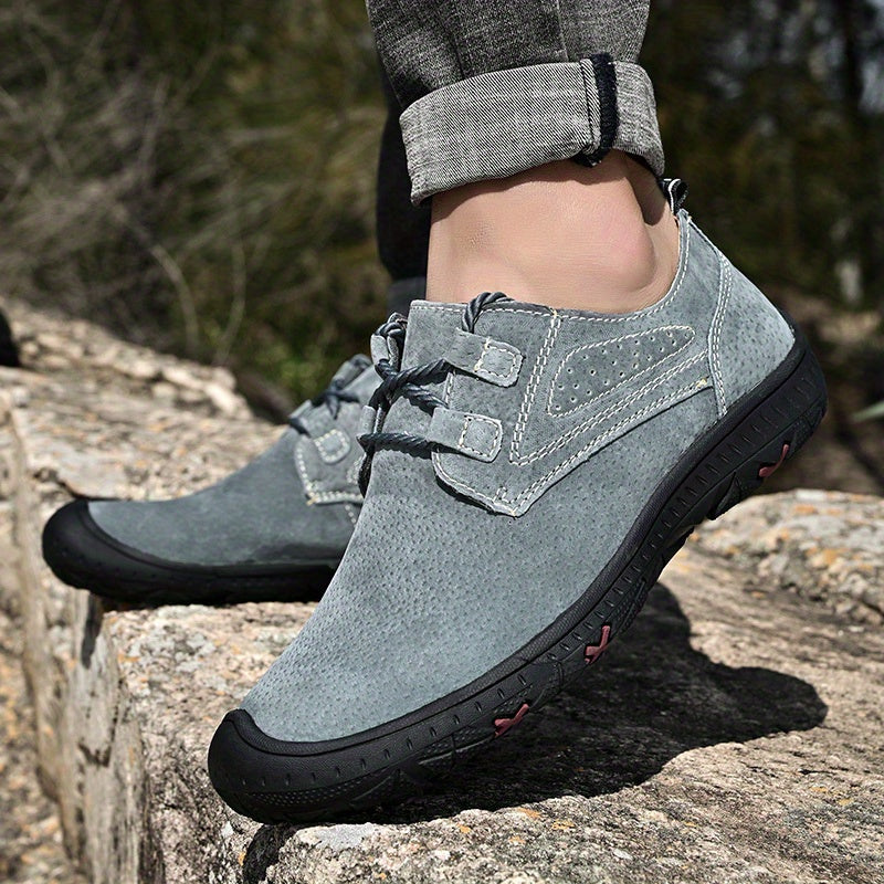 Men's Lightweight Hiking Shoes Breathable Arch Support Non Slip Sneakers