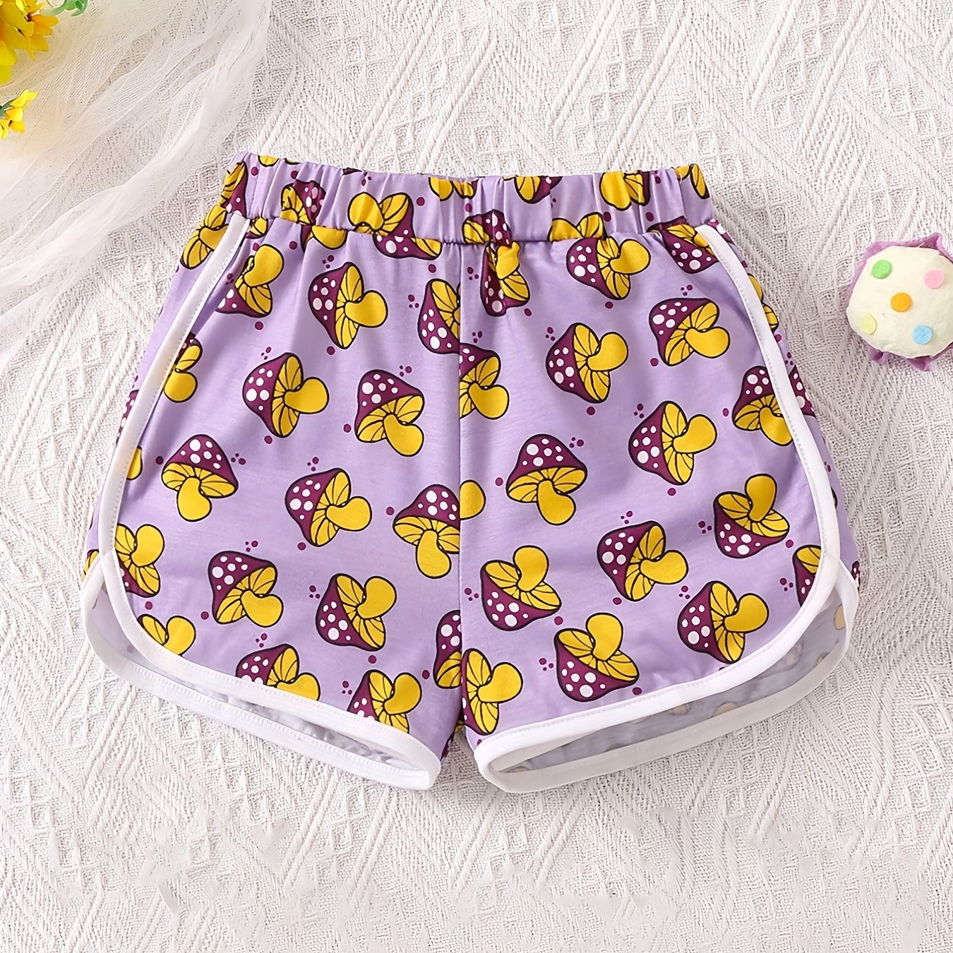 Girls Mushroom Graphic Elastic Waist Sports Casual Shorts