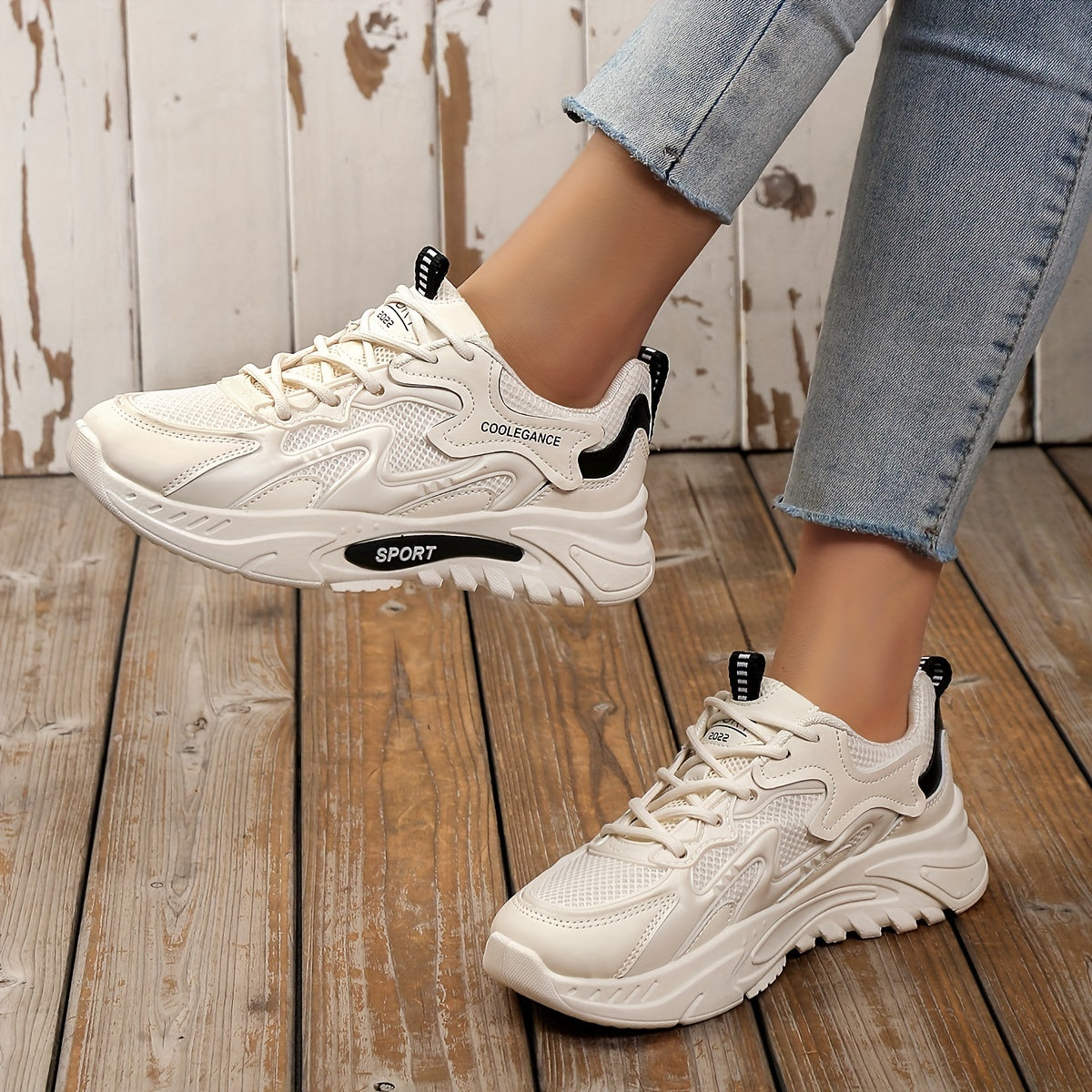 Women's Breathable Mesh Sneakers Lace Up Platform Outdoor Shoes
