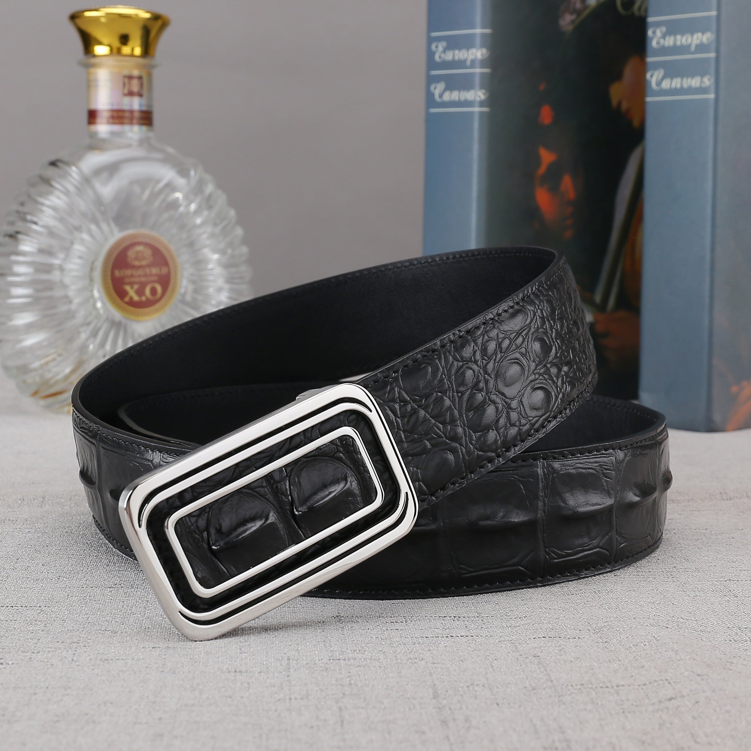 Men's Crocodile Pattern Cowhide Belt with Stainless Steel Buckle