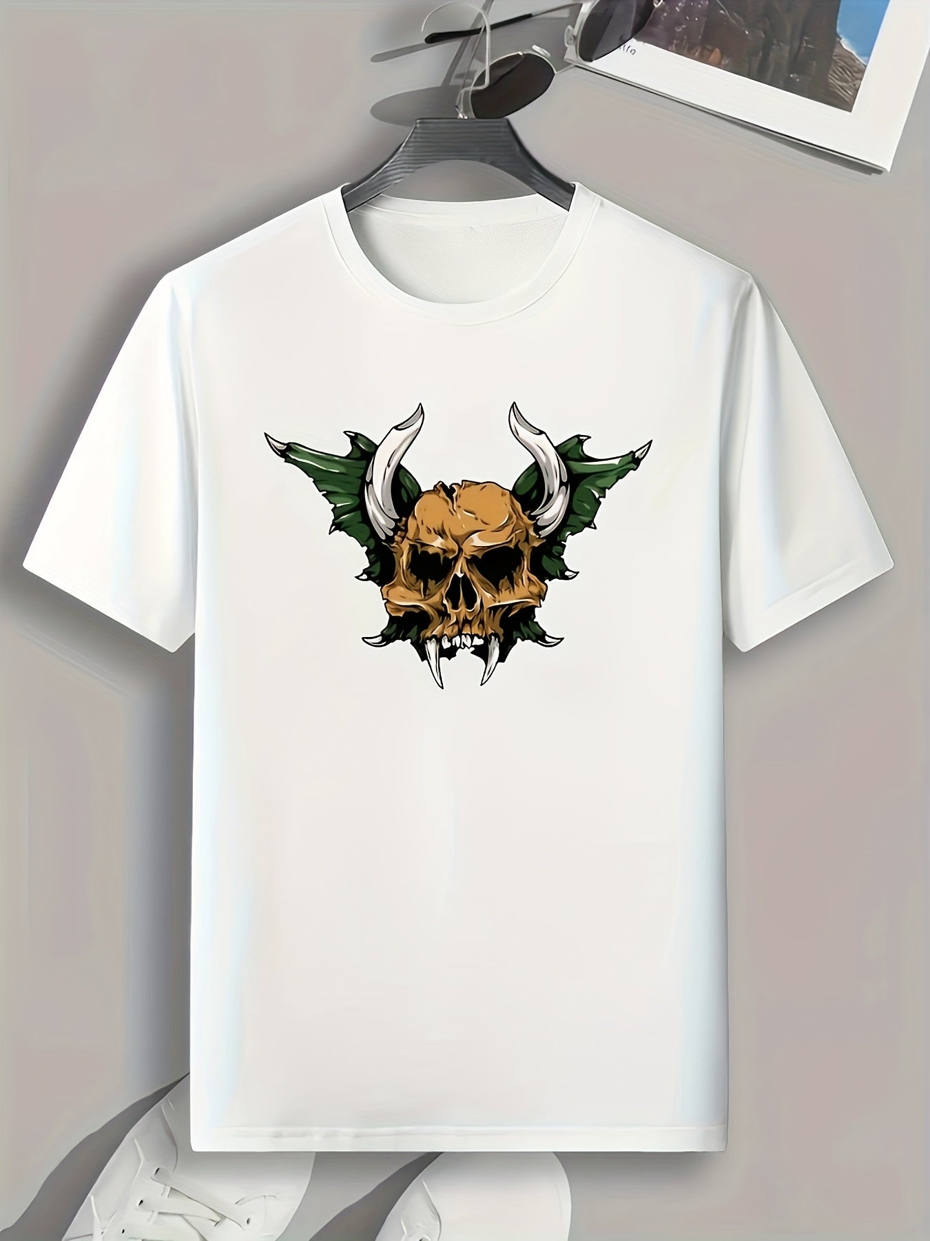 Skull Pattern Print Men's Sports T-shirt Graphic Tee
