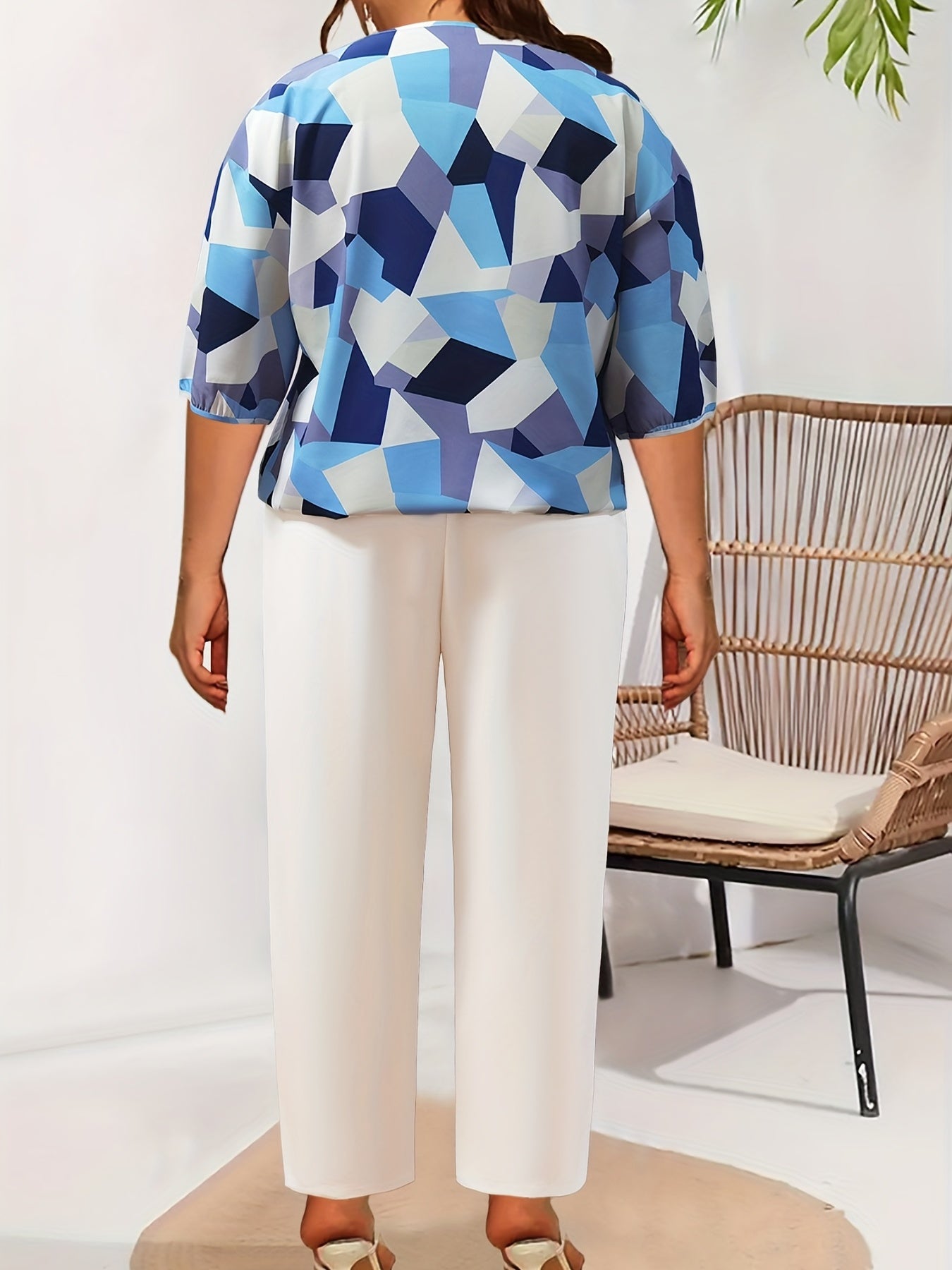 Women's Plus Geometric Print Top & Solid Pants Two Piece Set