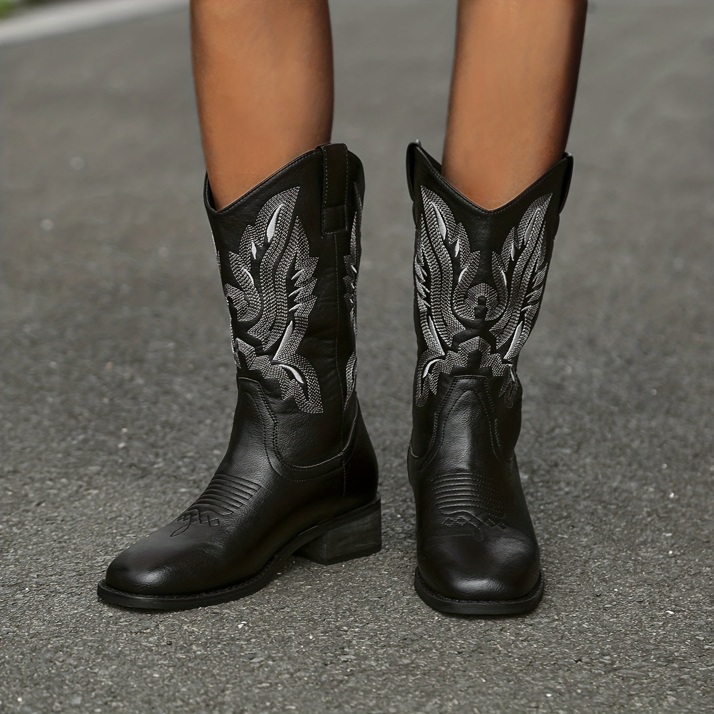 Women's Embroidery Western Boots Square Toe Mid Calf Cowboy Boots