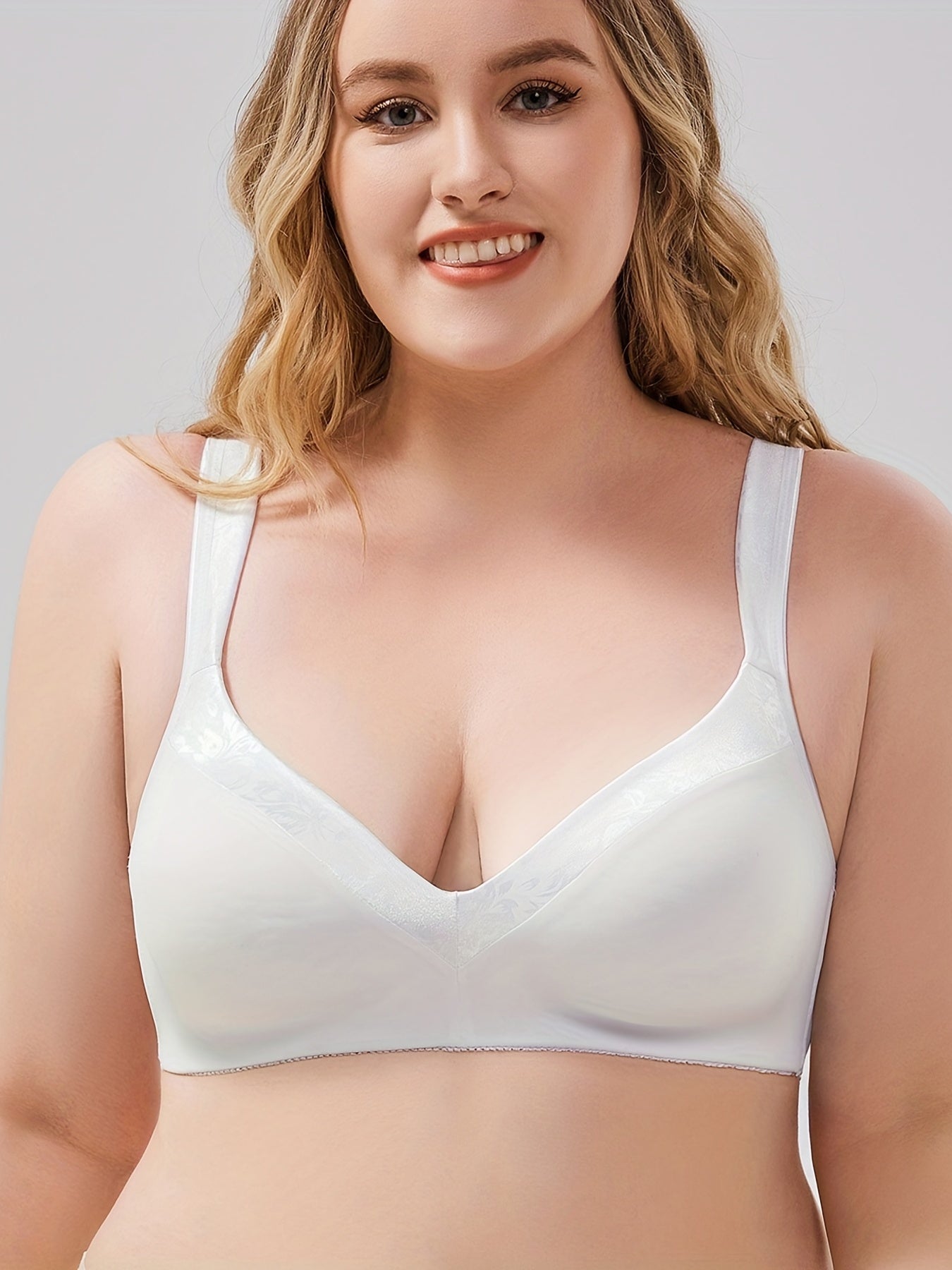 Plus Size Basic Bra Solid Wide Strap Wireless T-shirt Bralette