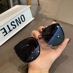 Square Sunglasses Anti Glare Metal Frame UV400