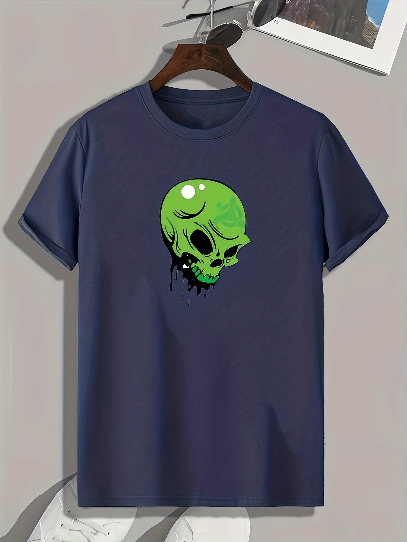 Green Skull Print Men's Comfy T-shirt for Summer