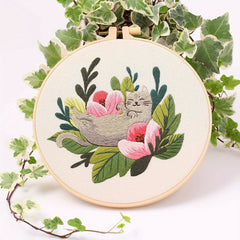 Kitten Embroidery Kit for Beginners - Includes Cloth, Hoop, Needles