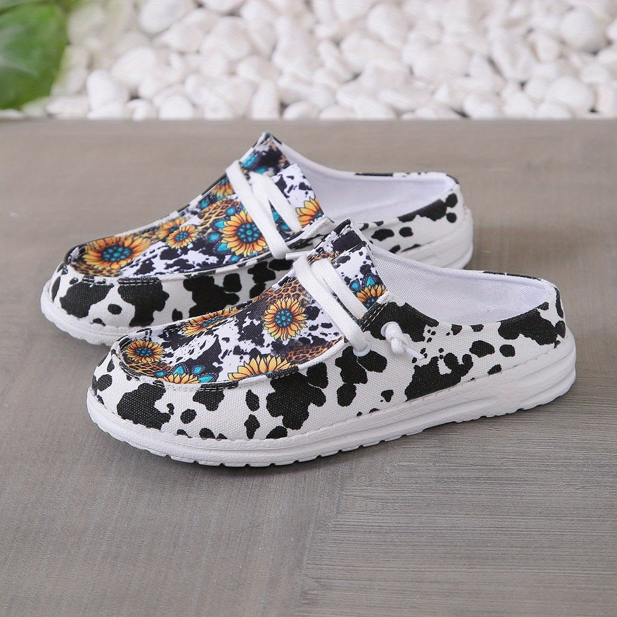 Sunflower & Cow Pattern Canvas Shoes Lace Up Flat Sneakers