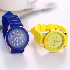 Quartz Watch with Triple Dial and Silicone Band