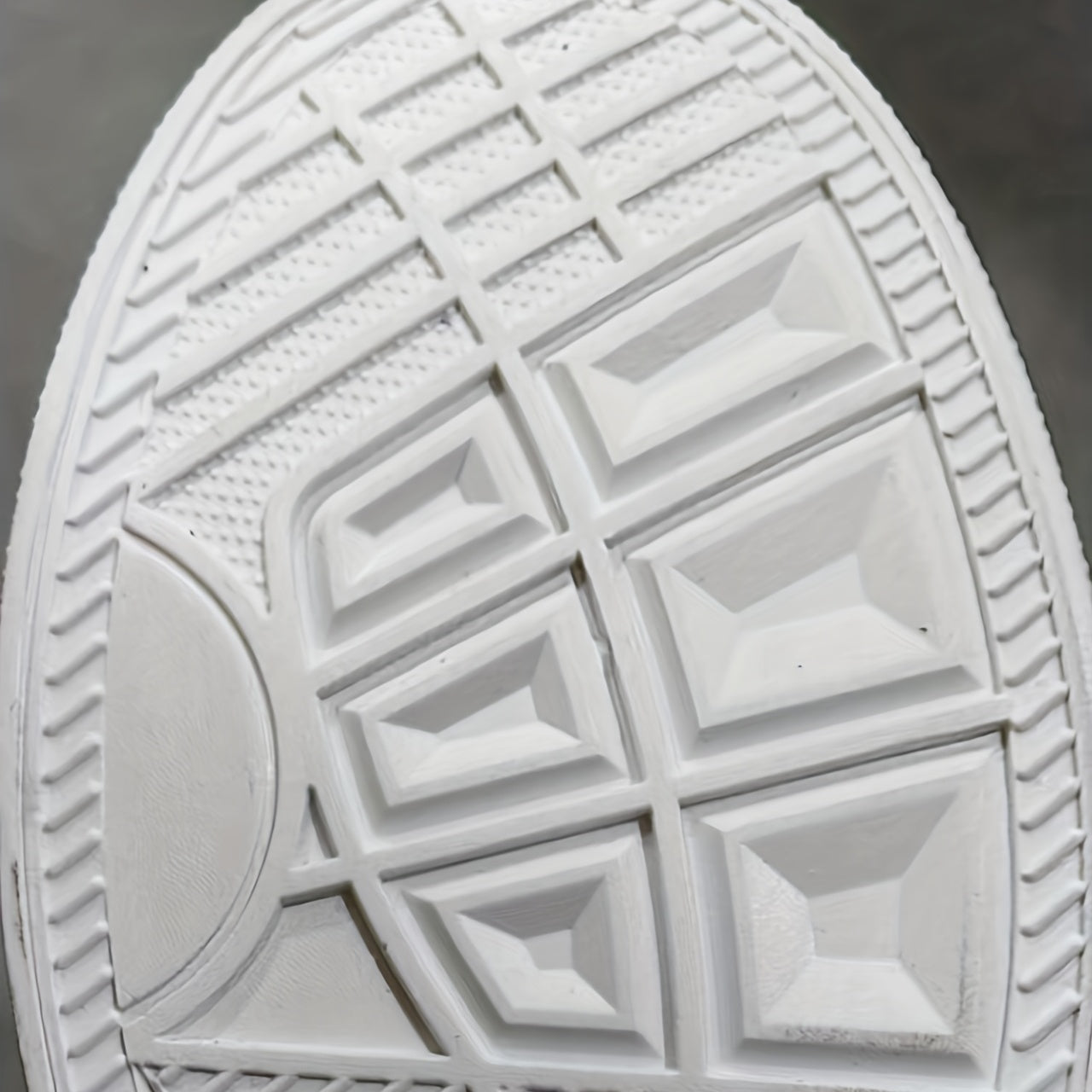 Men's Slip-On Skate Shoes Casual Anti-Skid Running Sneakers