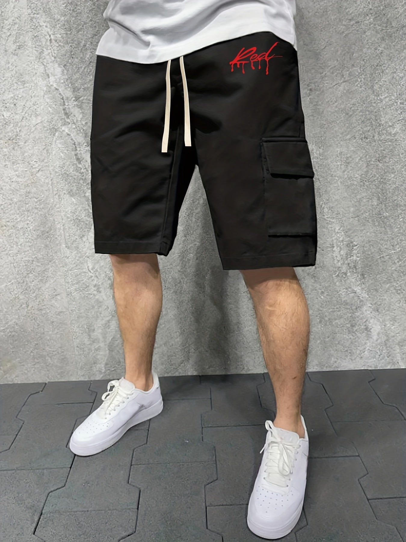 Red Letter Print Comfy Shorts Men's Casual Solid Slightly Stretch Knee