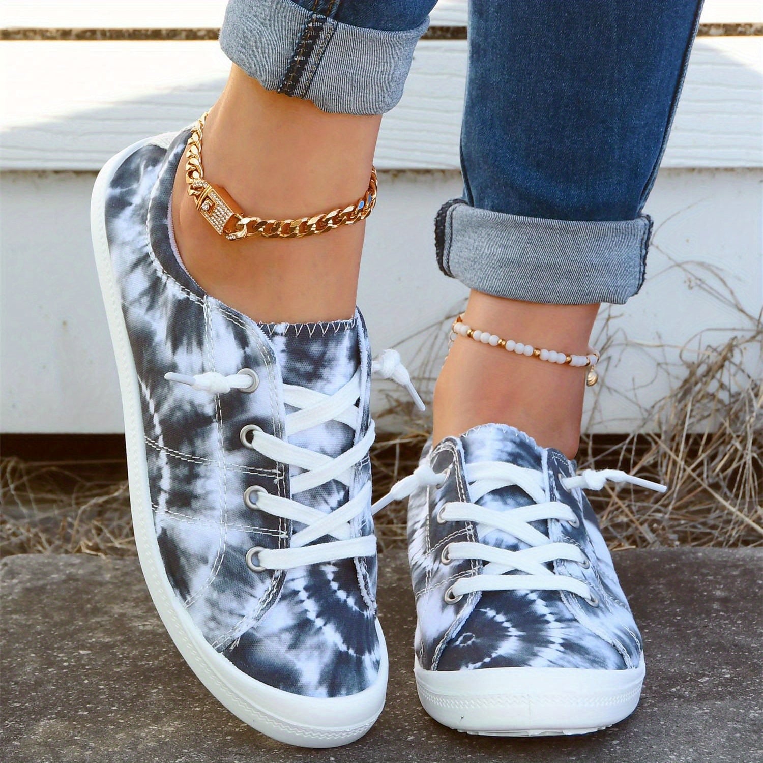 Tie Dye Canvas Lace Up Walking Shoes