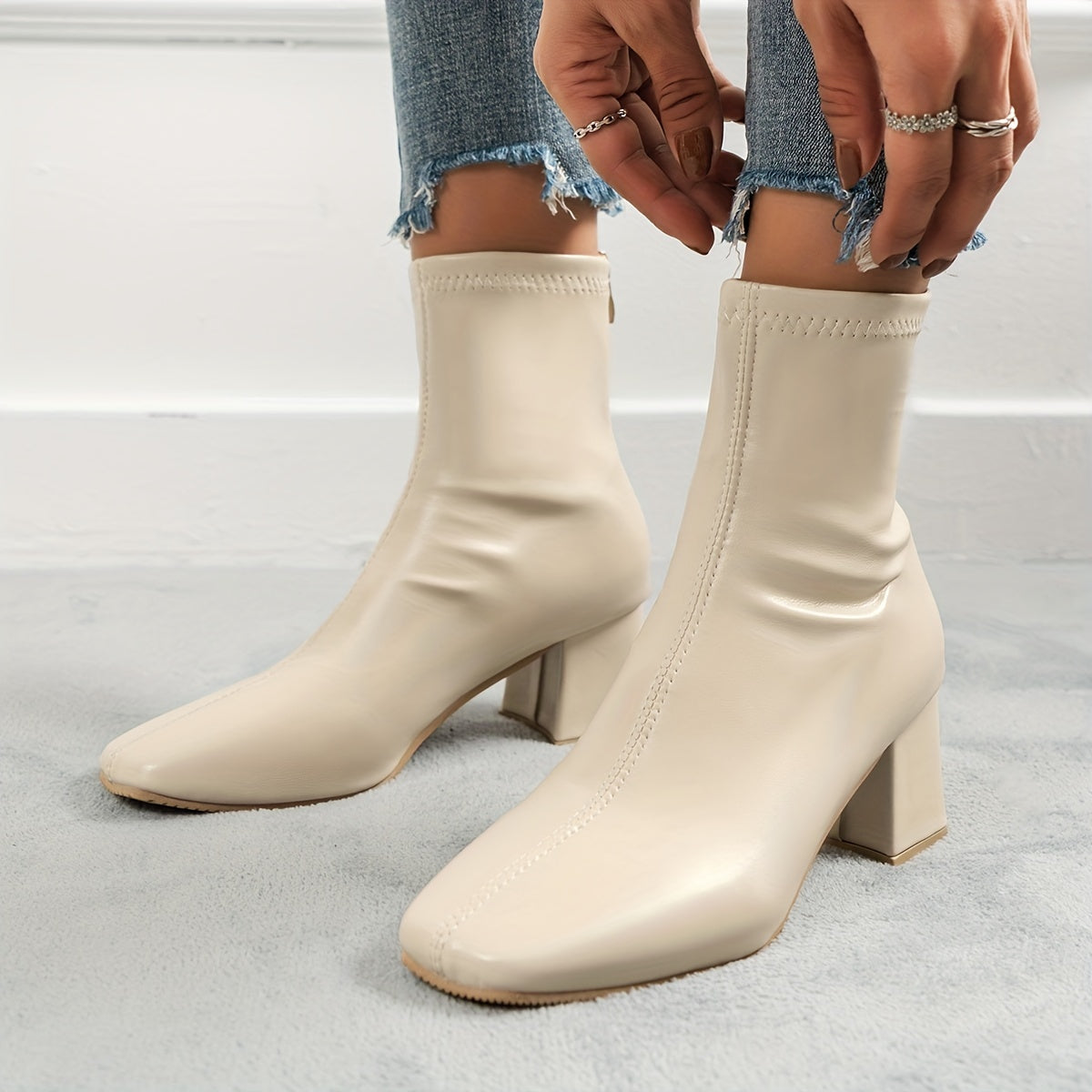 Women's Chunky Heel Combat Boots Back Zipper Short Boots
