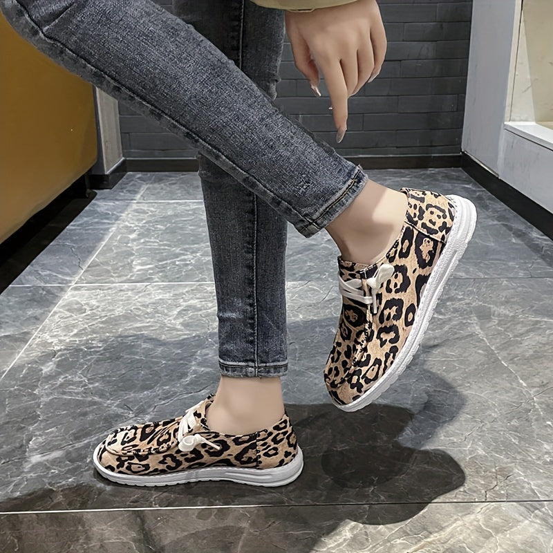 Leopard Print Low Flat Walking Shoes For Women
