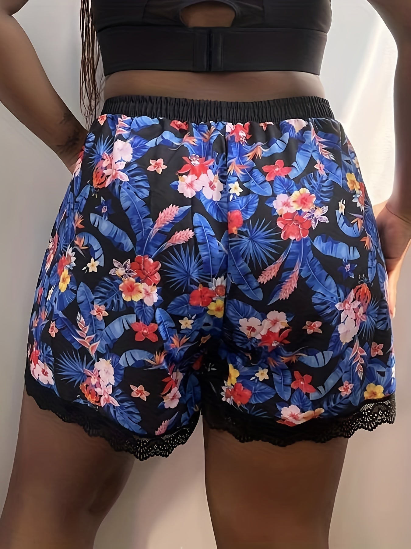 Plus Tropical Print Lace Elastic Stretch Shorts