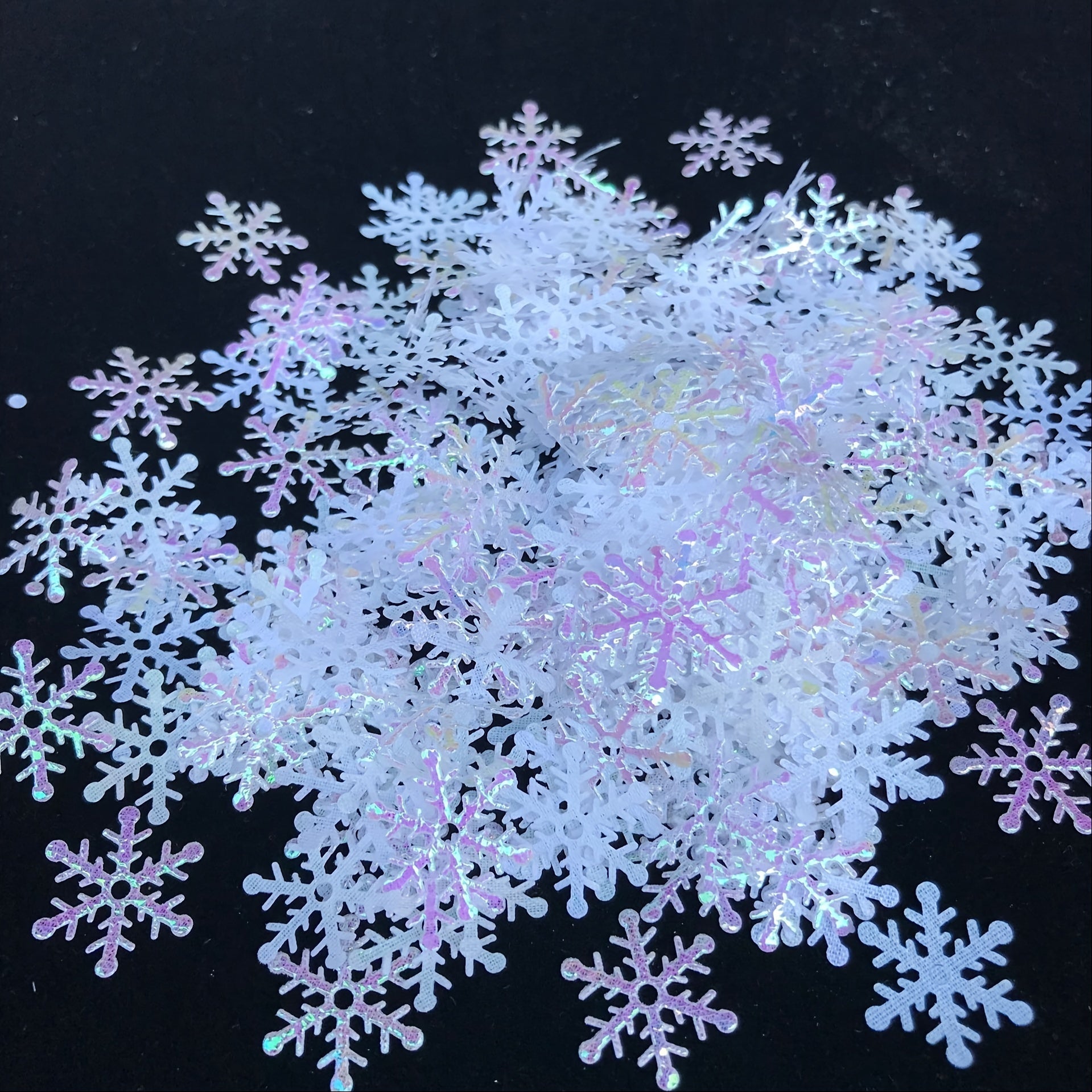Christmas Snowflake Confetti Pack - Table Decorations Supplies