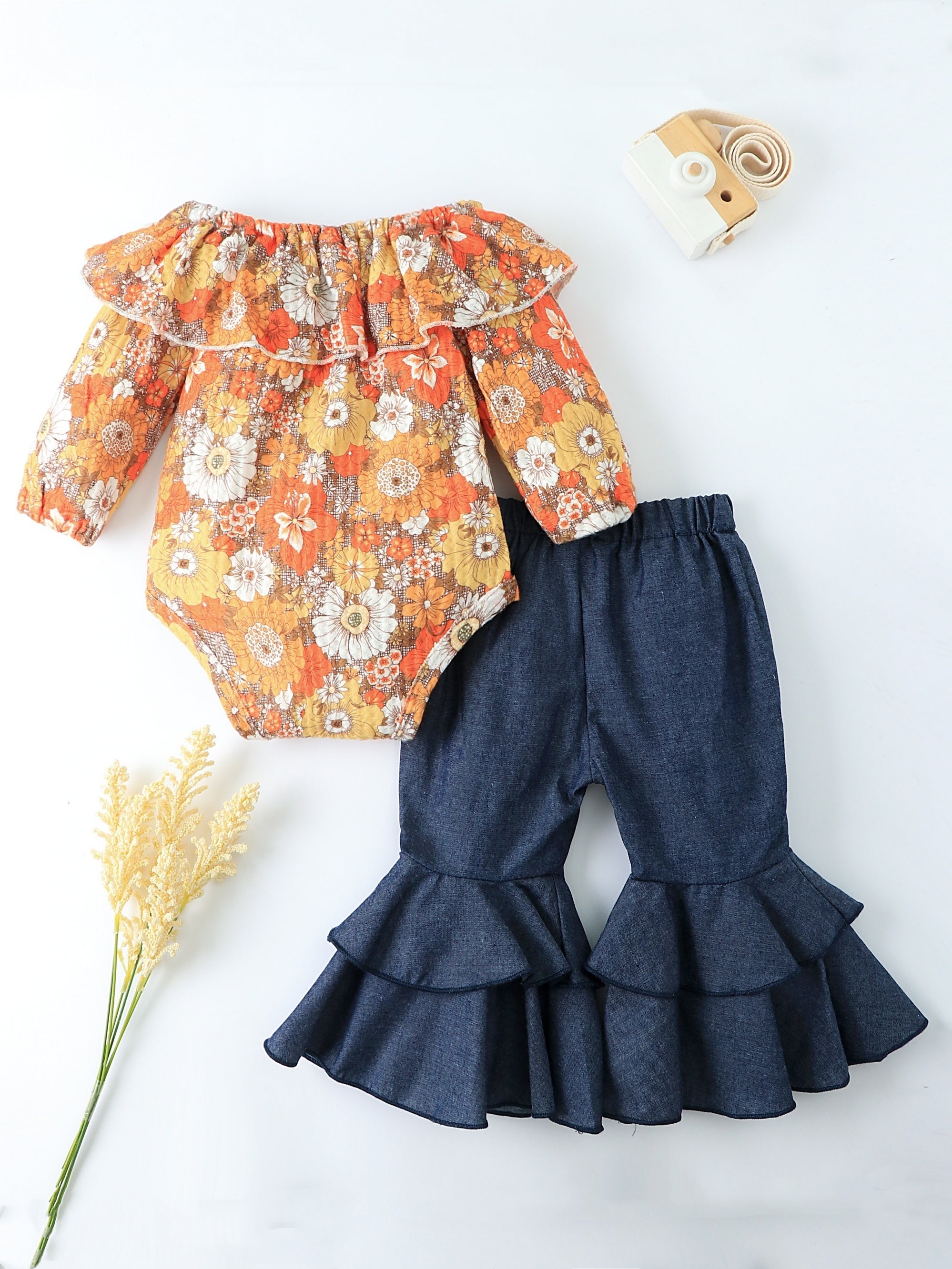 2pcs Toddler Baby Ruffle Off Shoulder Romper & Flared Leg Denim Pants