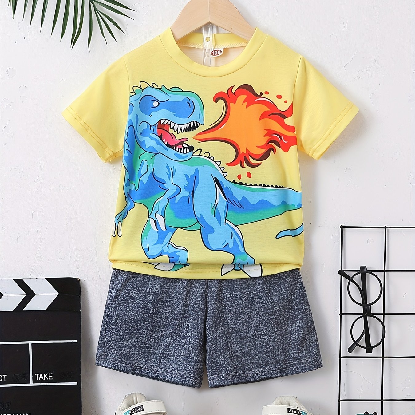 Boys Dinosaur Graphic Outfit Short Sleeve T-shirt & Shorts Set for Summer Kids