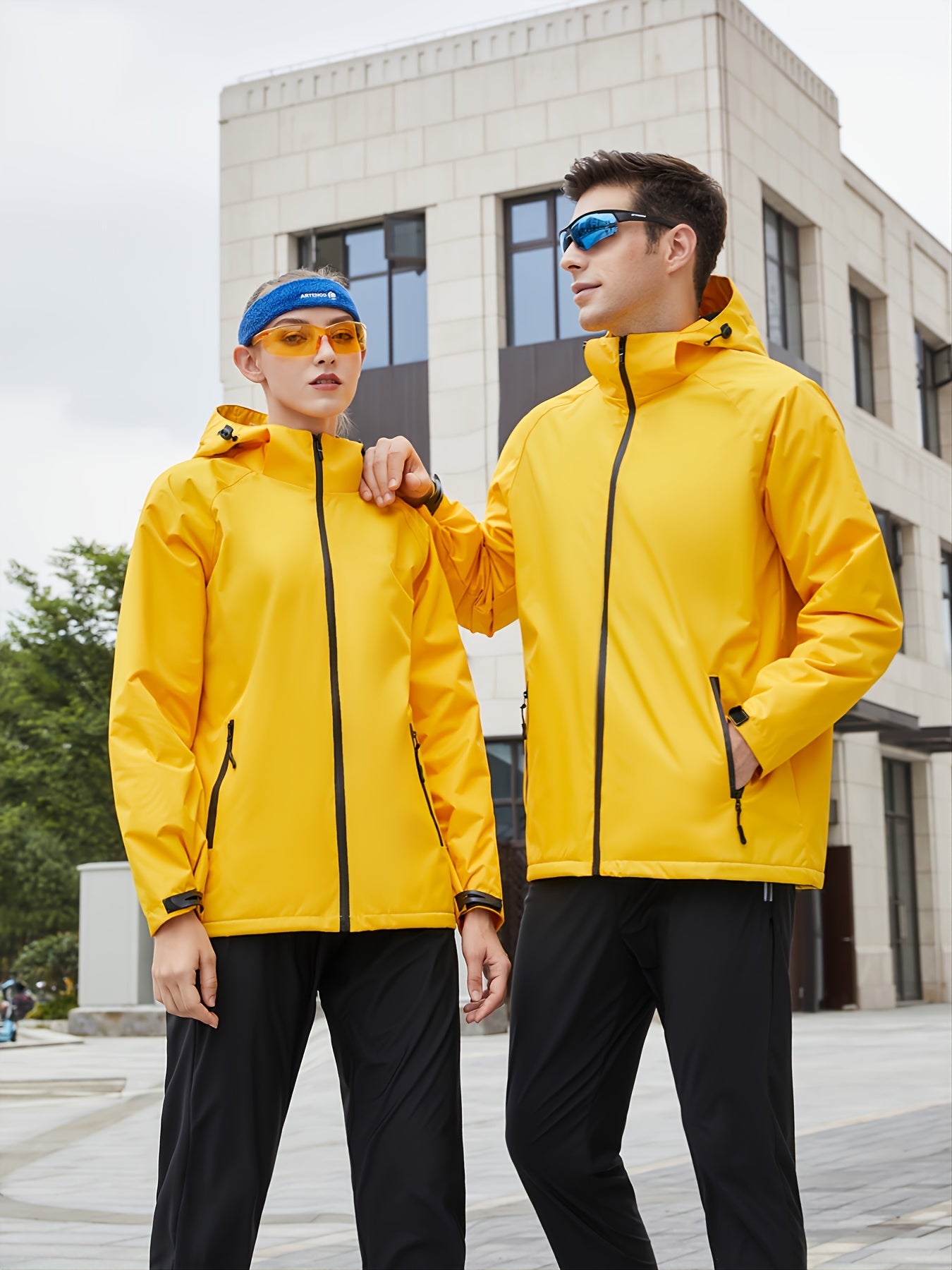 Women's Thermal Windproof Jacket Waterproof Hooded Windbreaker