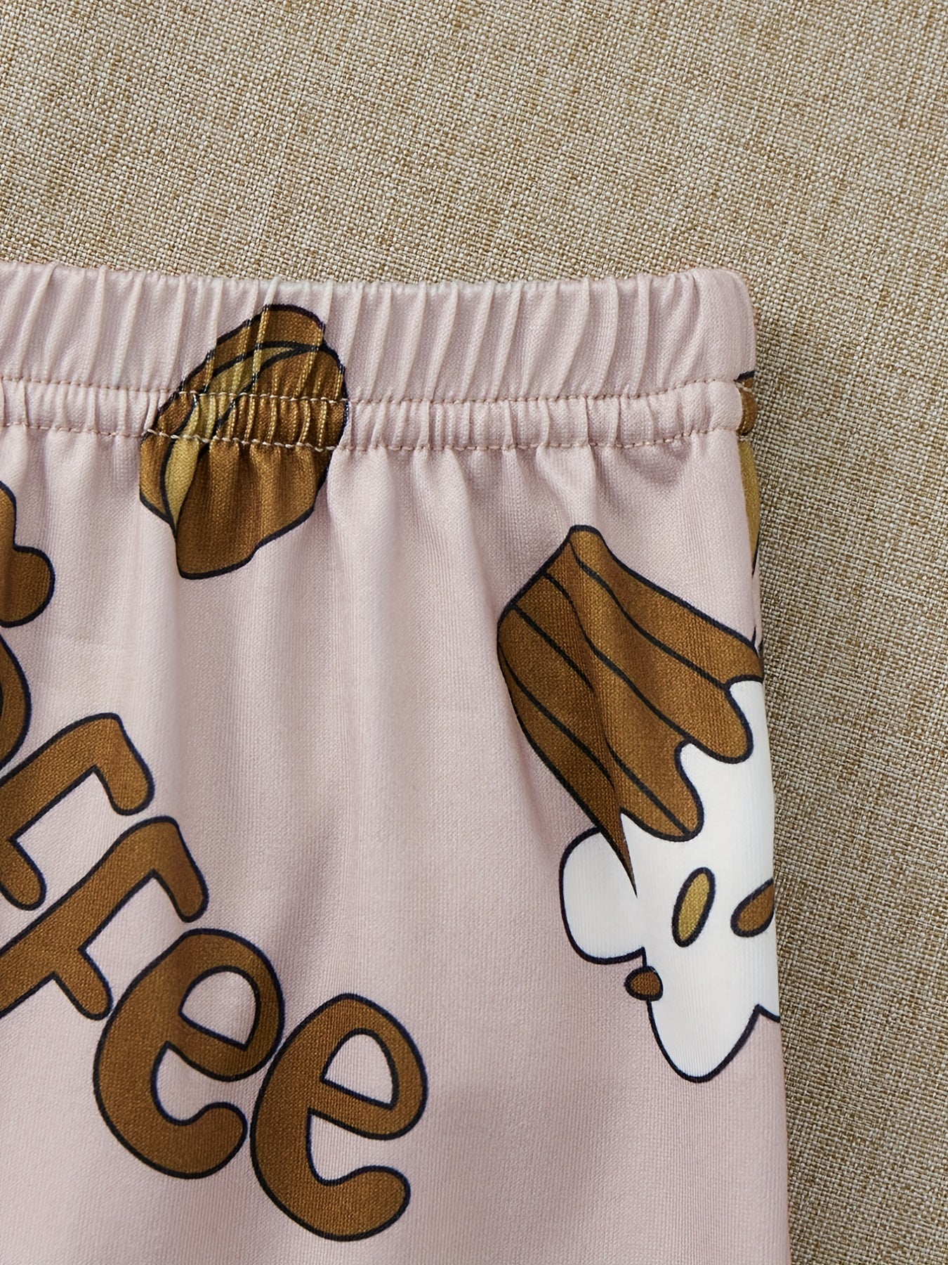 Casual Pajamas Set Women's Letter Print Tee & Coffee Shorts