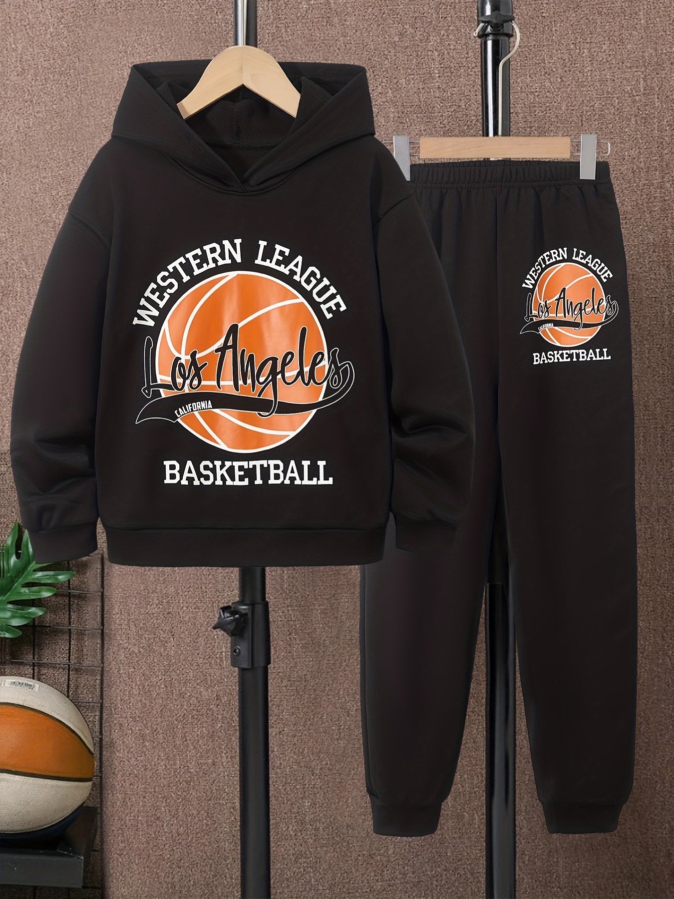 Boy's Basketball 2pcs Sweatshirt & Sweatpants Set LA Print Top Outfit
