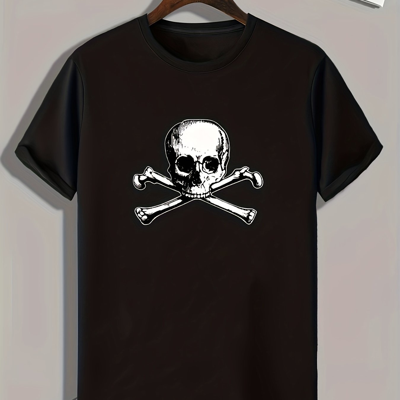 Skull Print Men's Graphic T-shirt for Summer