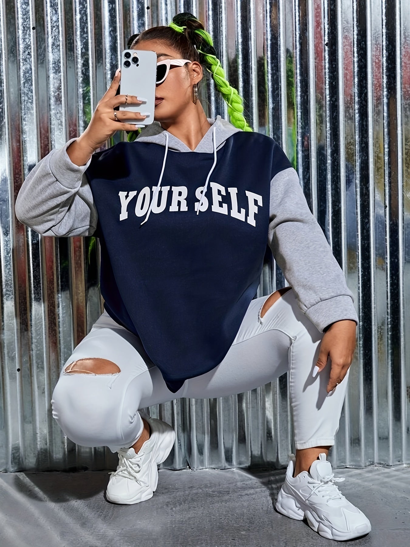 Casual Sports Sweatshirt with Hoodie for Women