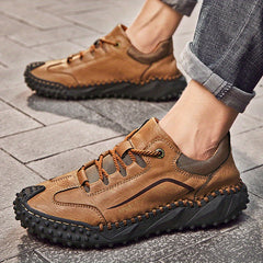 Men's Outdoor Hiking Shoes Arch Support Non Slip Travel Sneakers