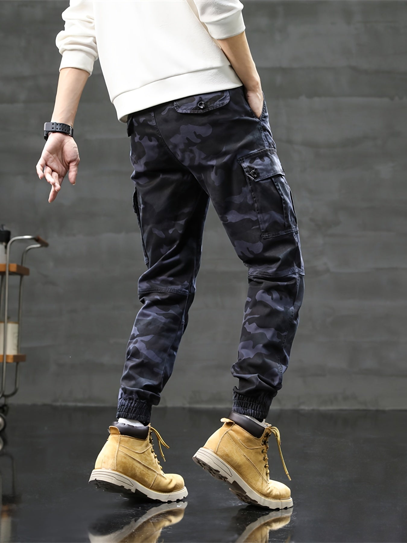 Men's Camo Cargo Pants w/ Pockets for Spring & Fall