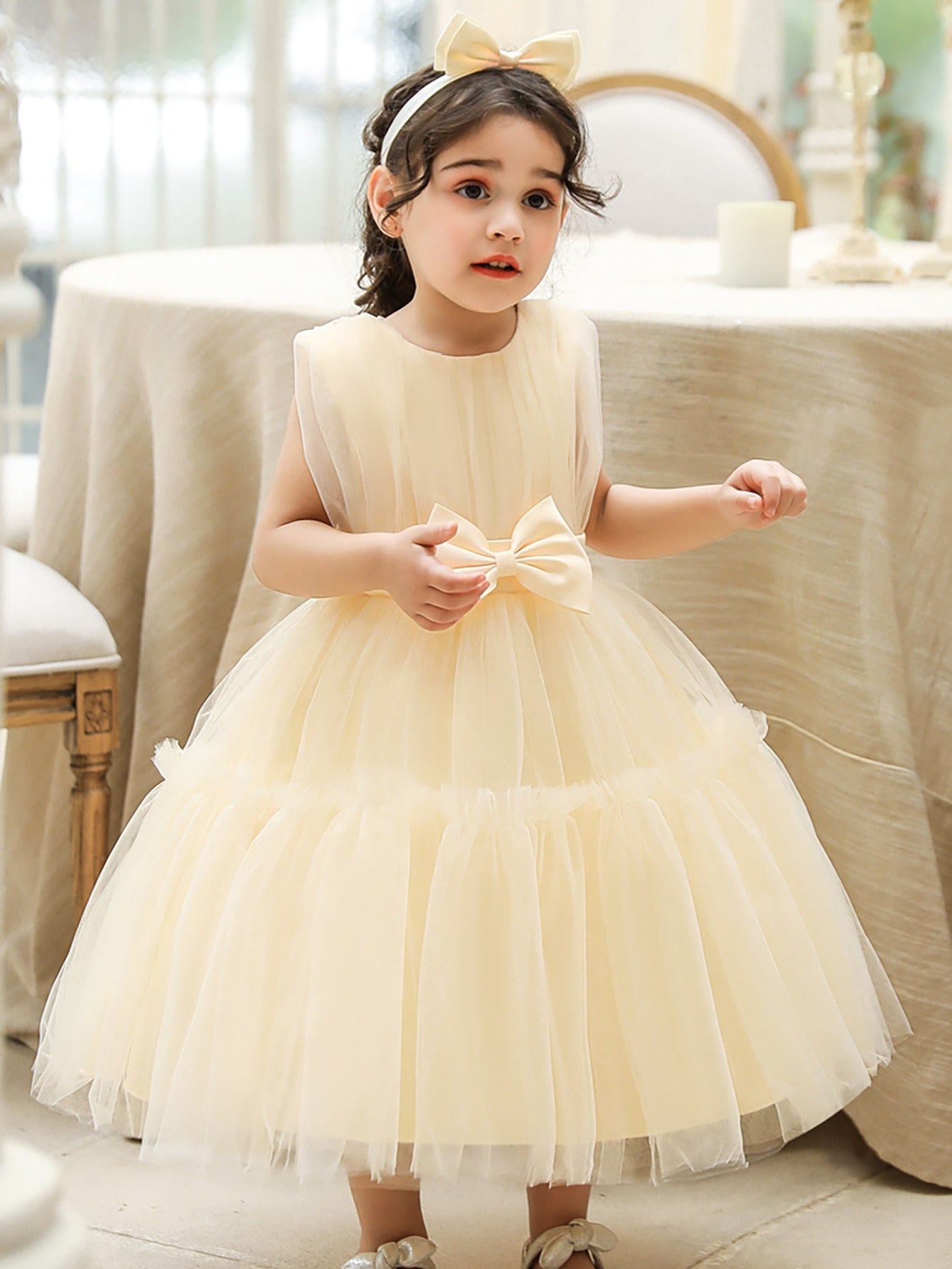 Girls Sleeveless Puffy Princess Dress with Tiara