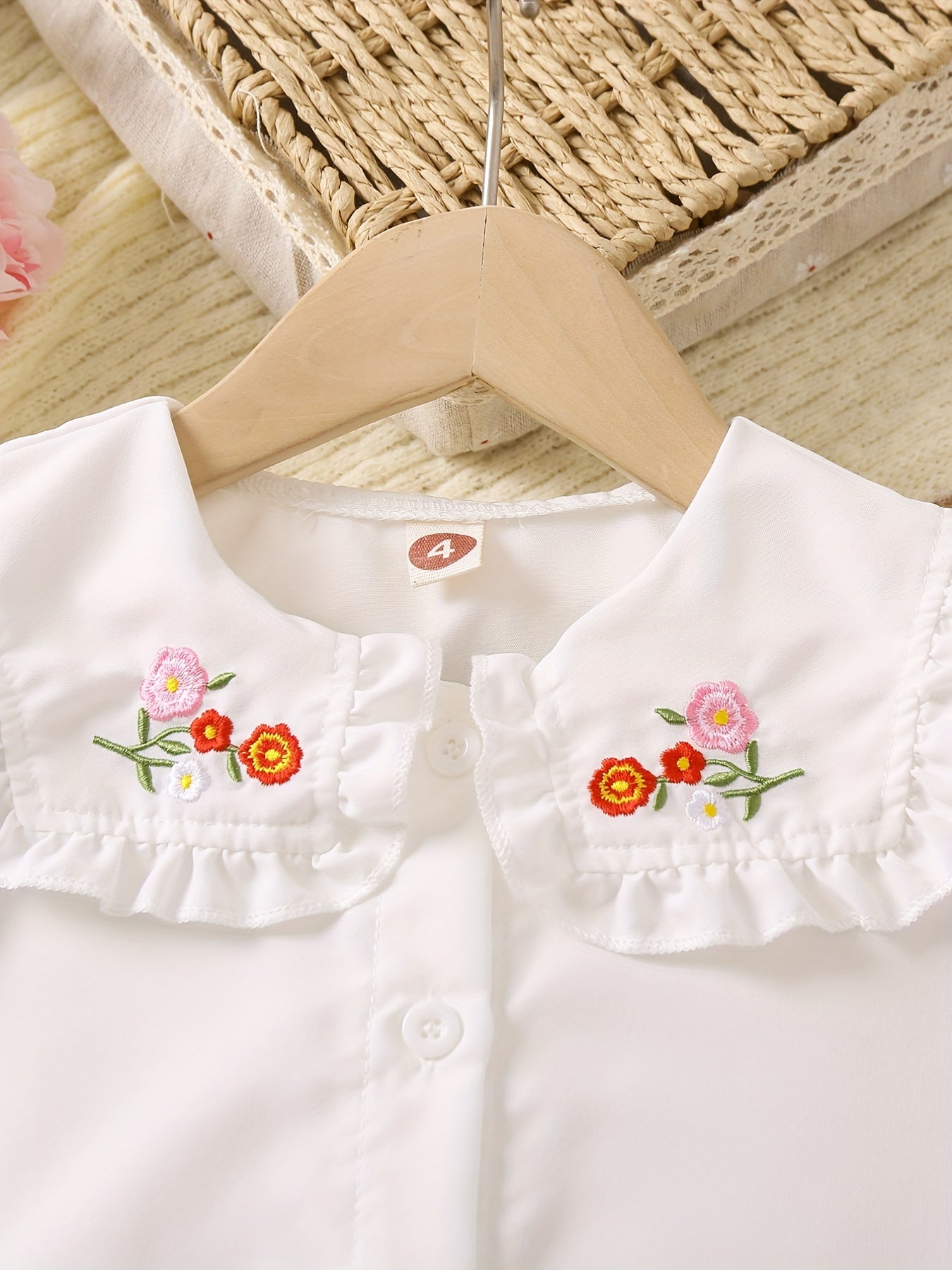 Girls Embroidered Collar Button Down Short Sleeve Shirt