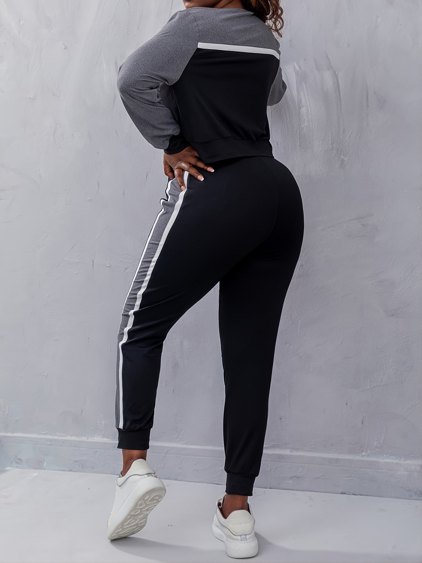 Colorblock Top & Sweatpants Sportswear Set Plus 2pcs Activewear Set