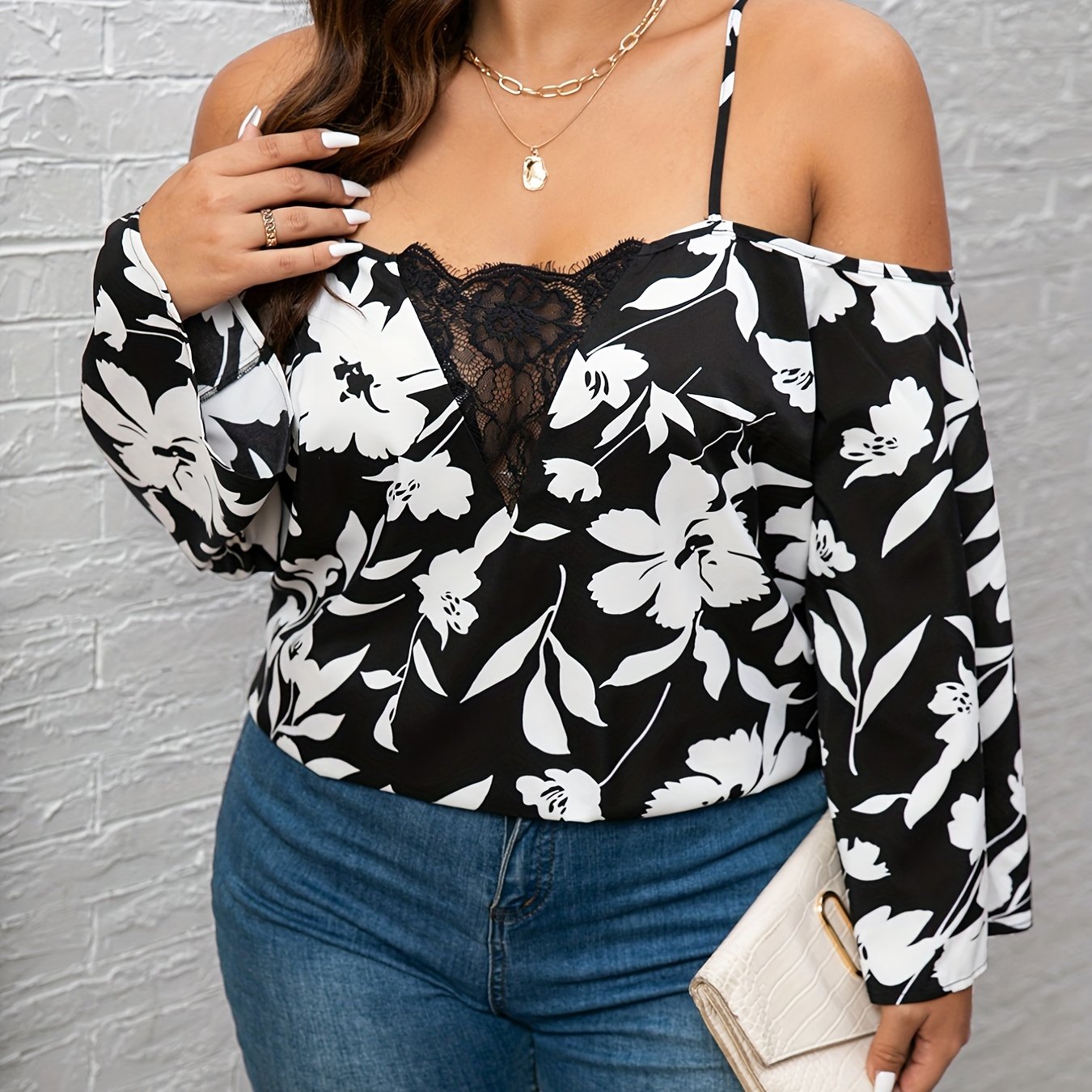 Women's Plus Floral Print Lace Cold Shoulder Top