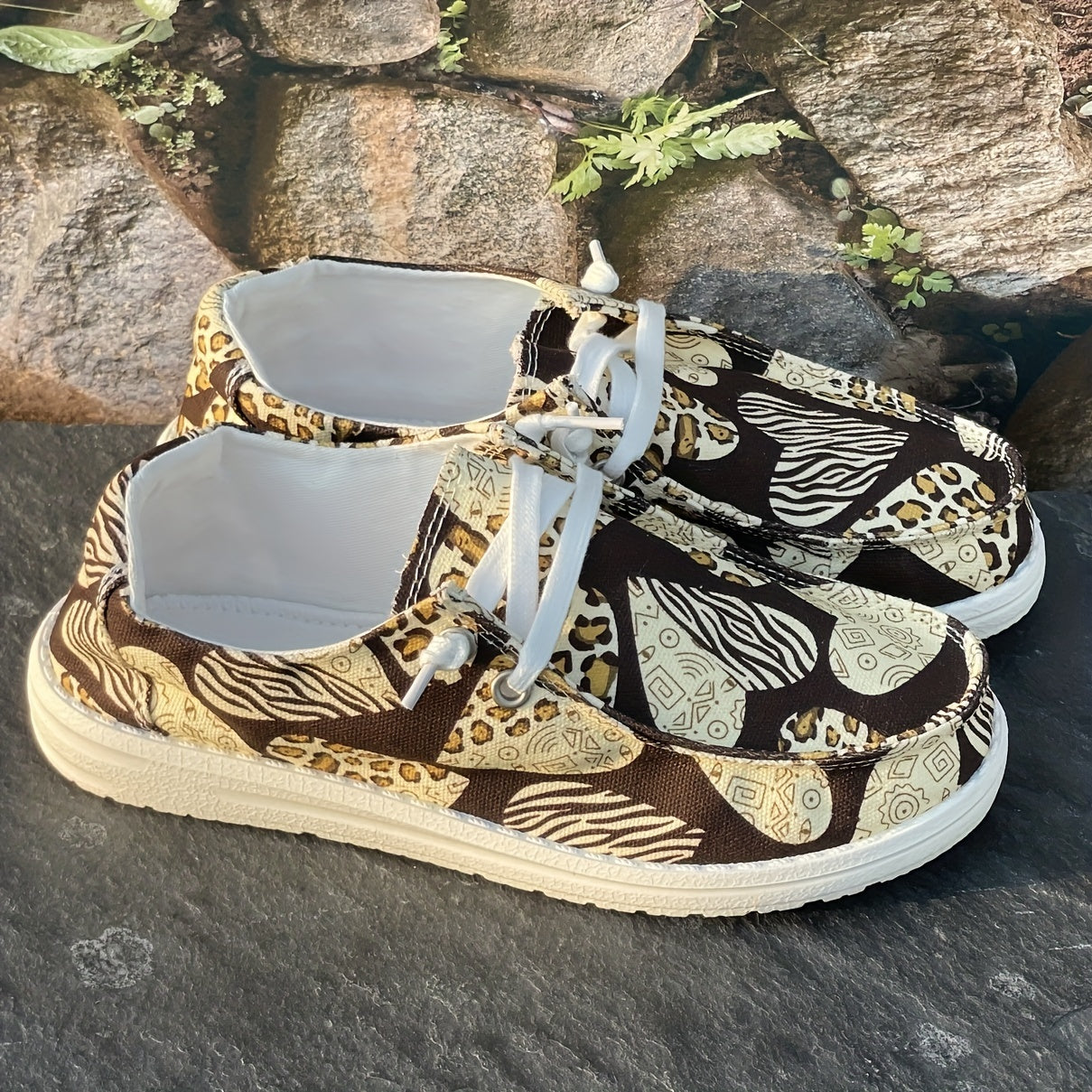 Leopard Heart Flat Skate Shoes Shallow Mouth Casual Women's Shoes