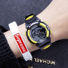 Waterproof Electronic Watch for Kids, Anti Fall Design