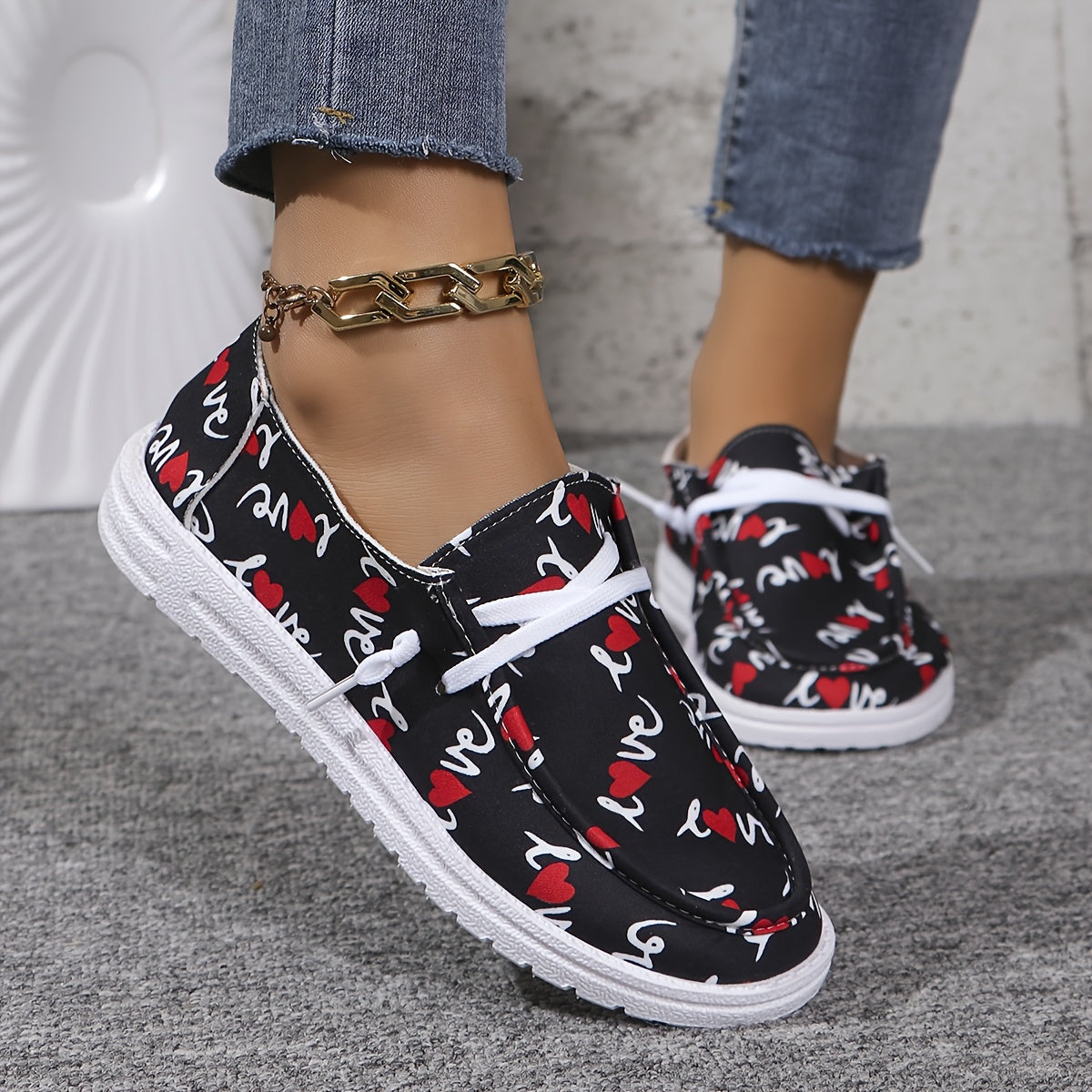 Flat Slip On Casual Shoes for Women Lightweight Soft Comfortable Walking Shoes